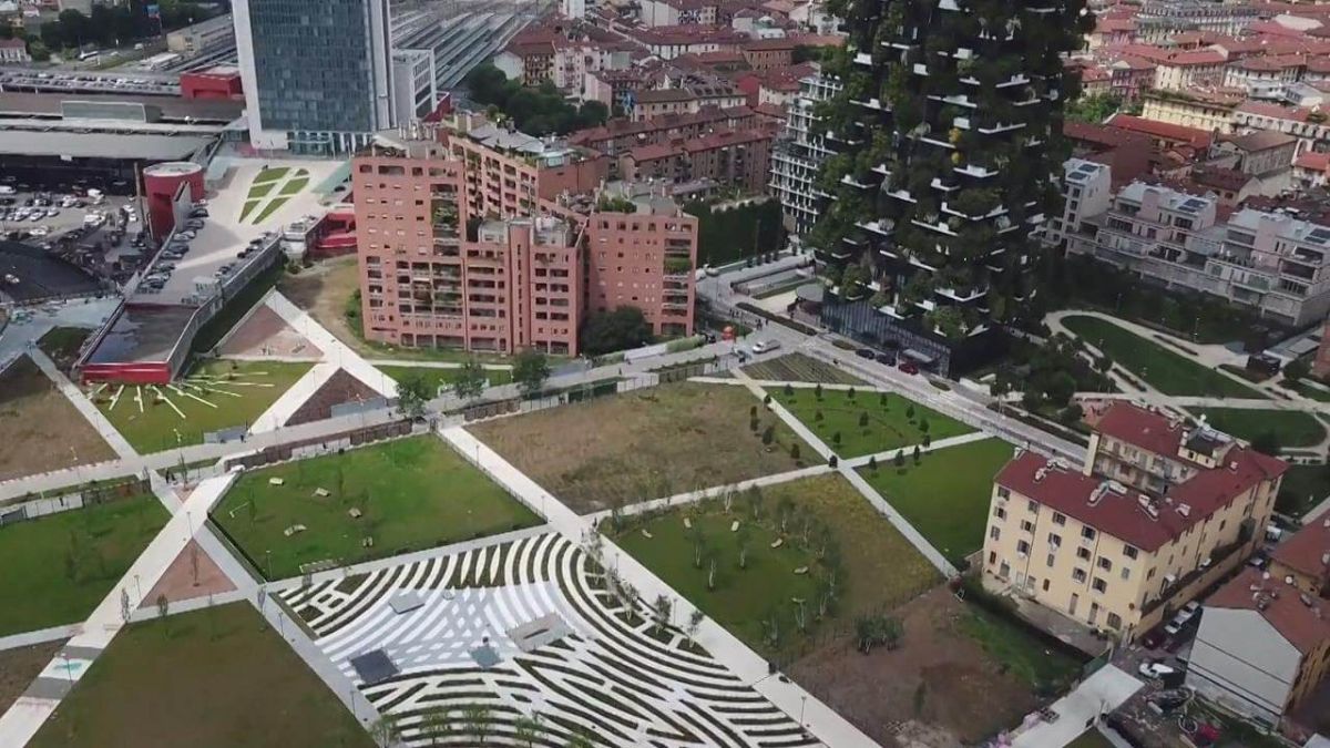 Nggak punya pagar pembatas